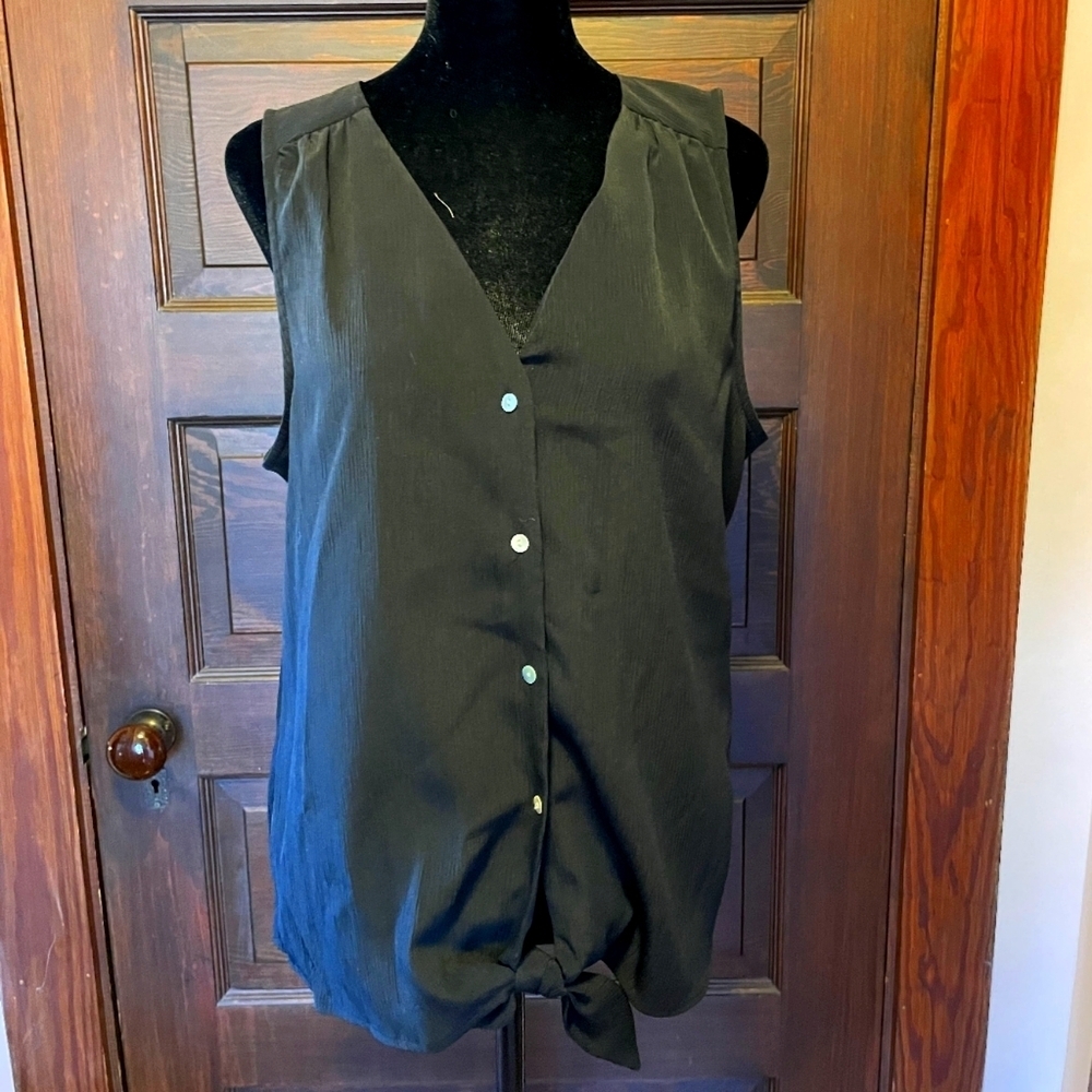 2/$30 V-neck, tie front, button down, tank top